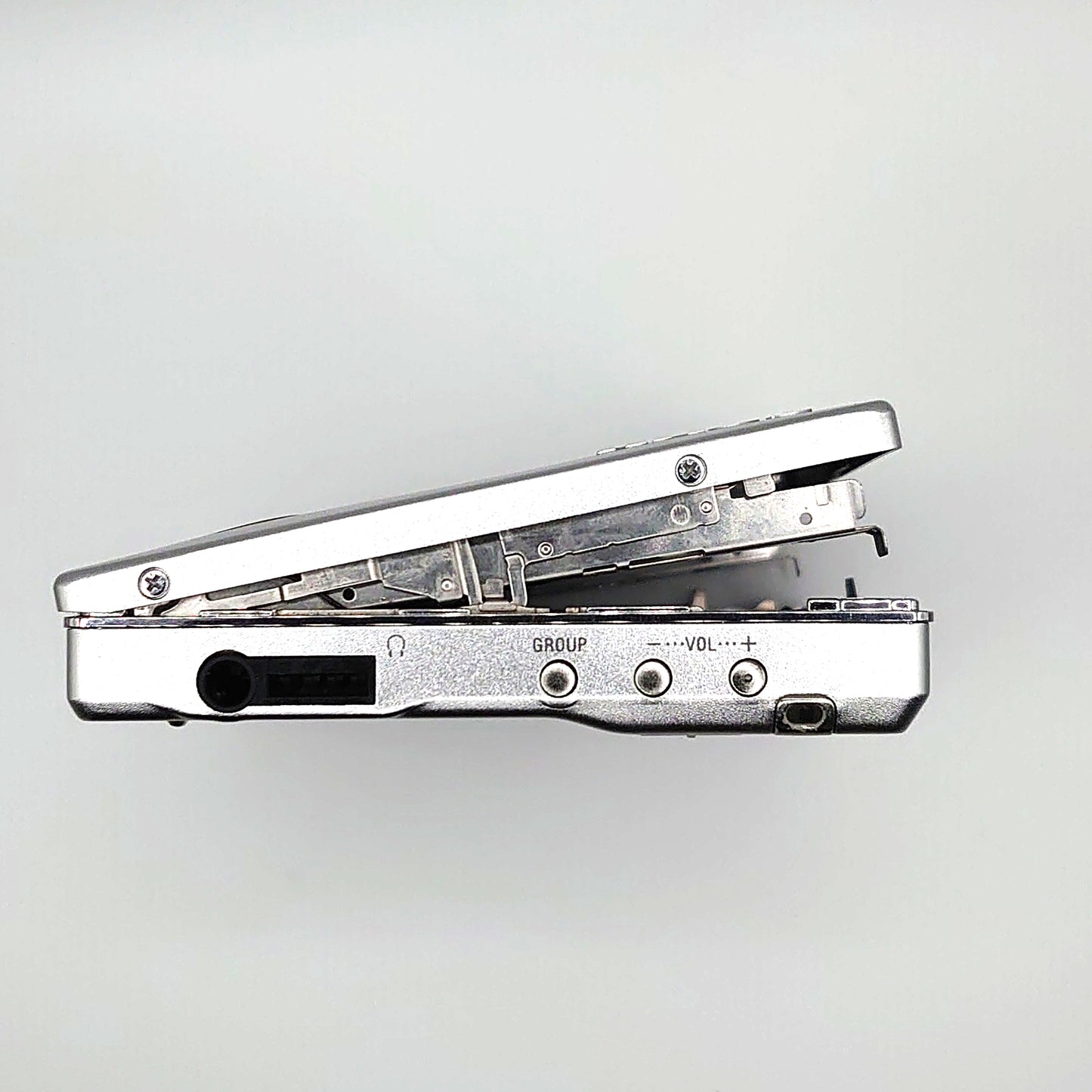 Sony MZ-NE810 MiniDisc Player