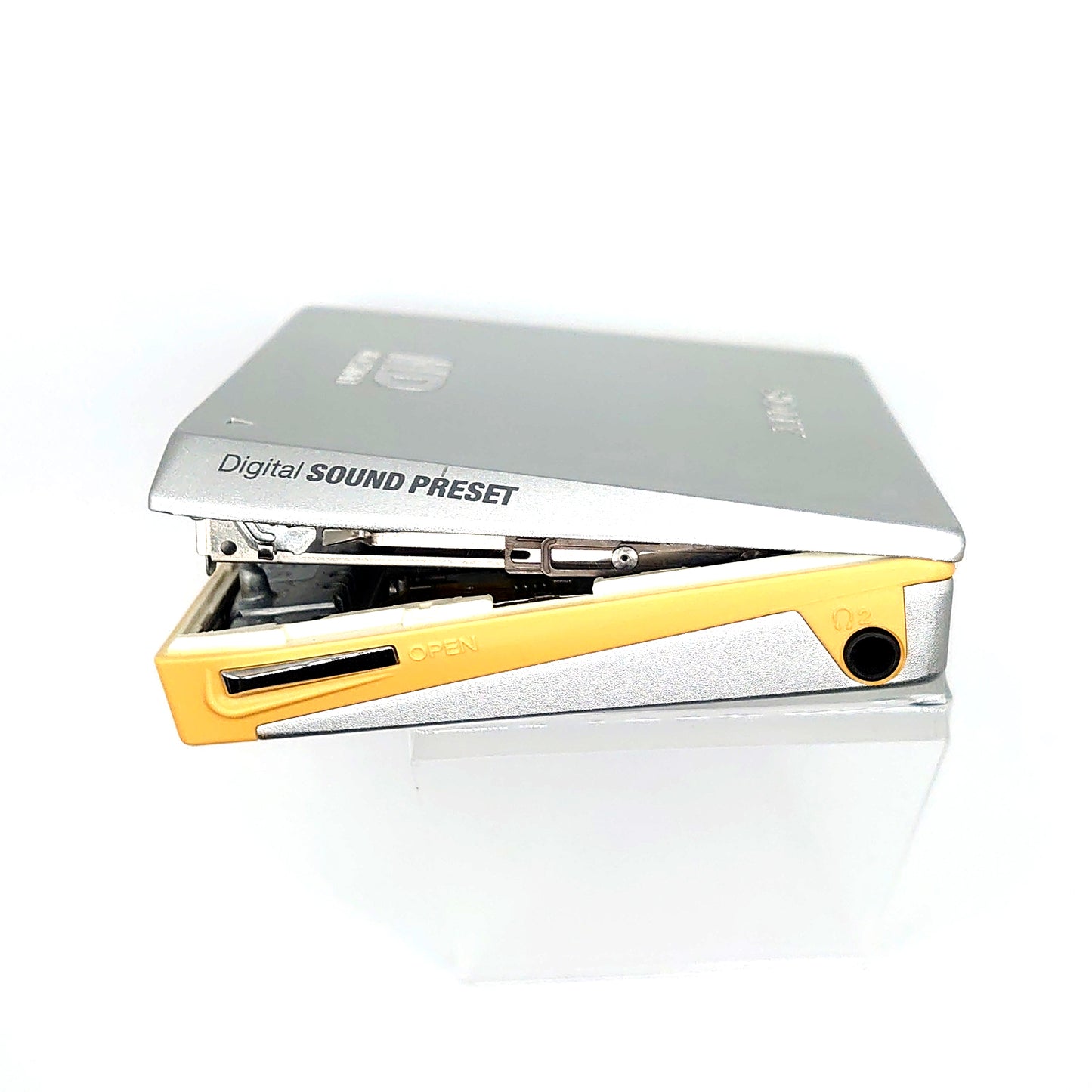 Sony MZ-E75 MiniDisc Player Bundle