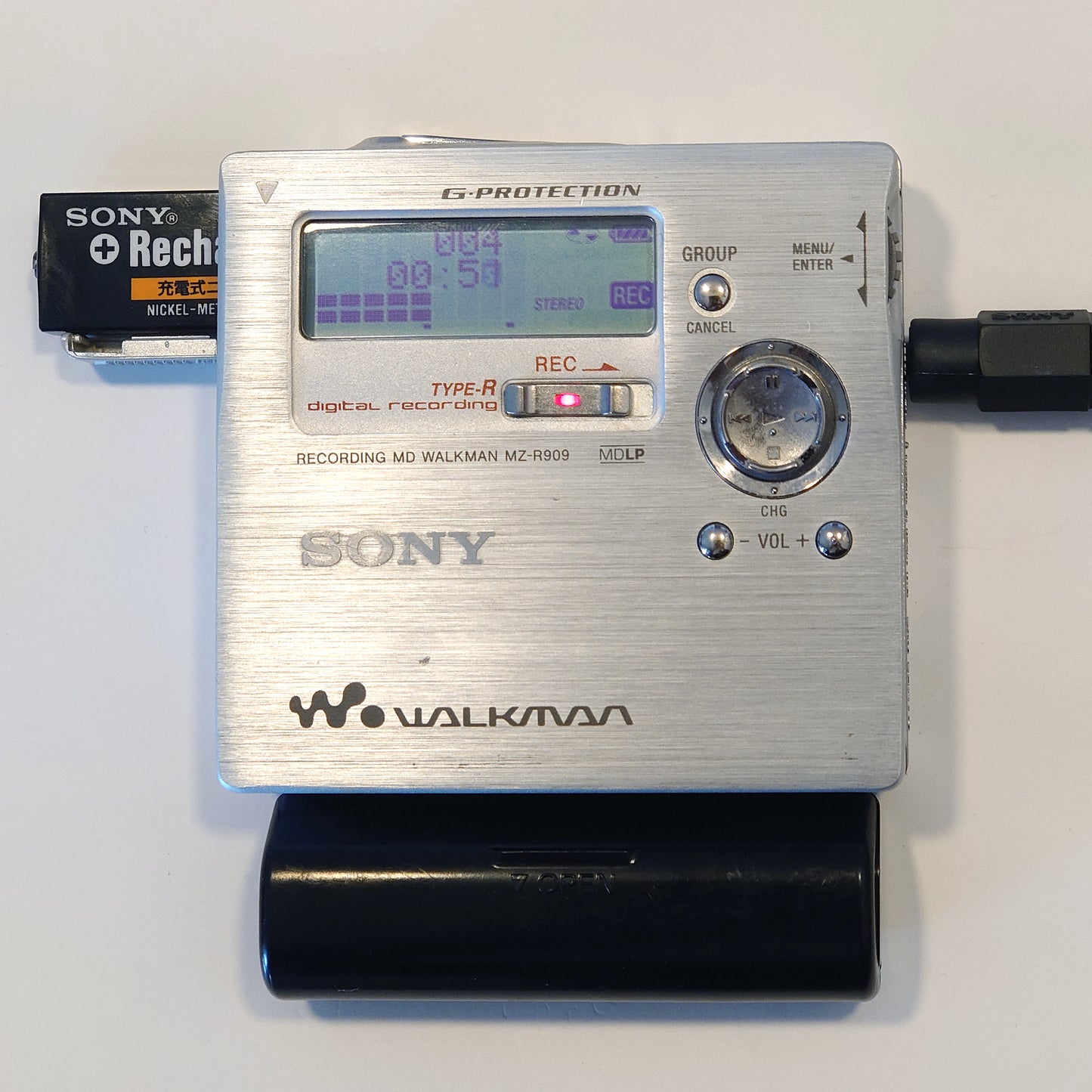 Boxed Sony MZ-R909 MiniDisc Recorder Bundle