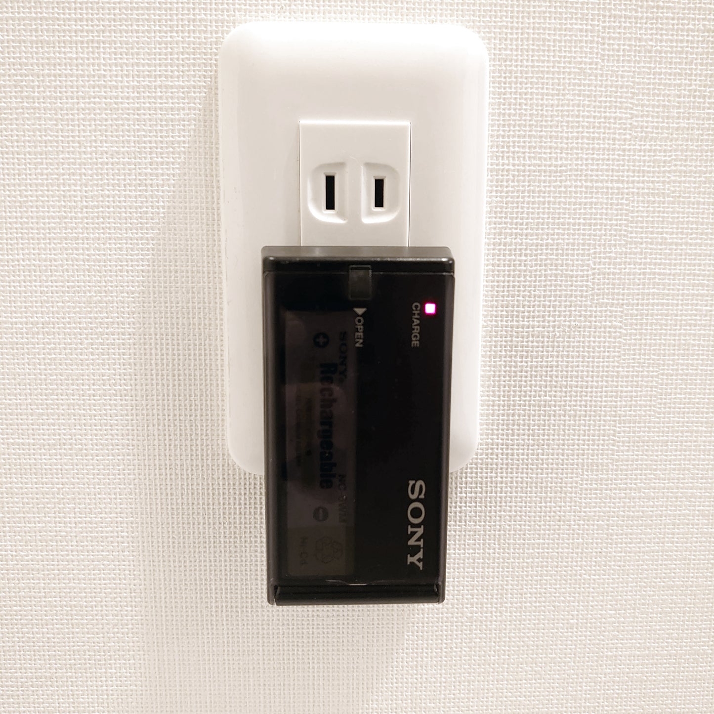 Sony BC-7A Gumstick Battery Charger