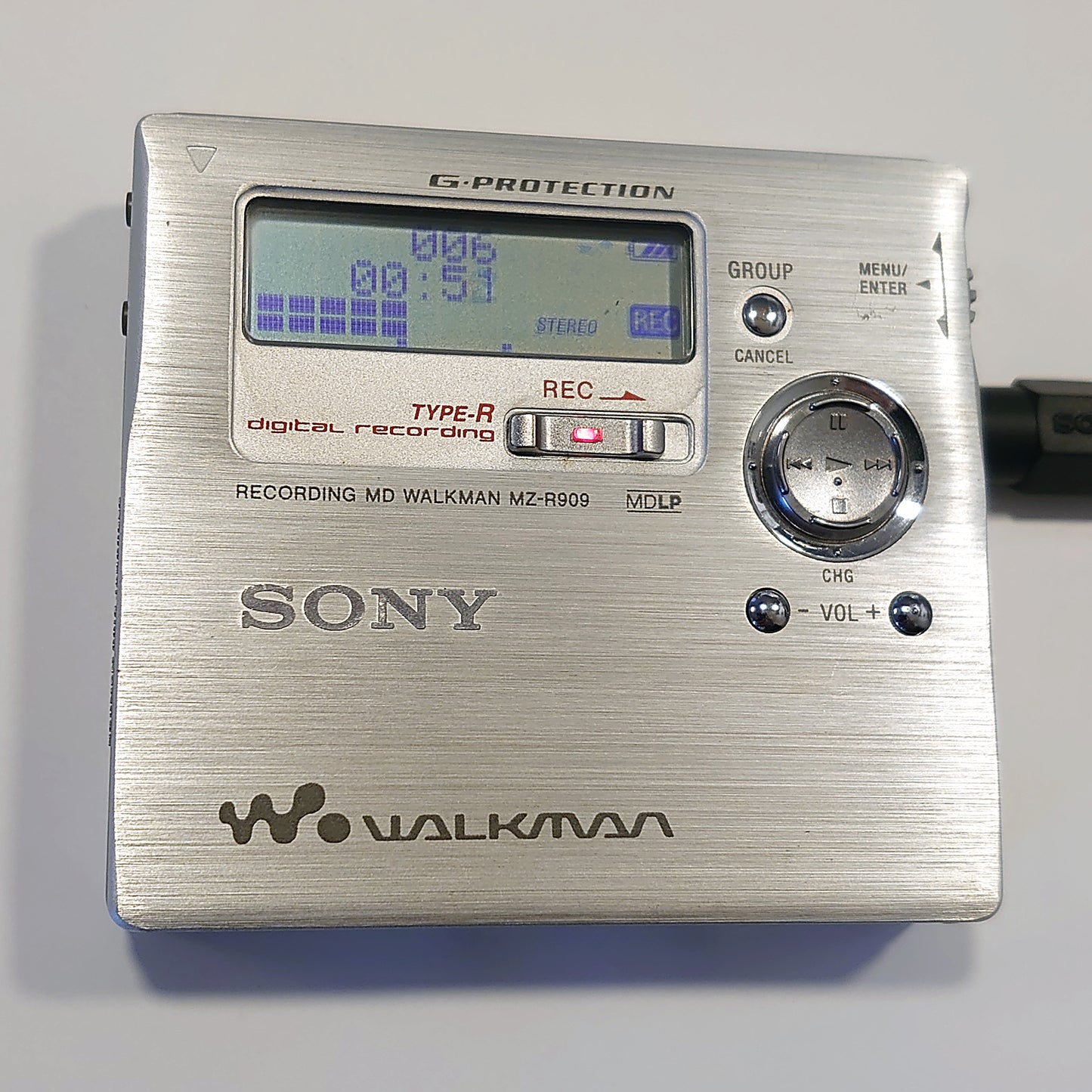 Sony MZ-R909 MiniDisc Recorder