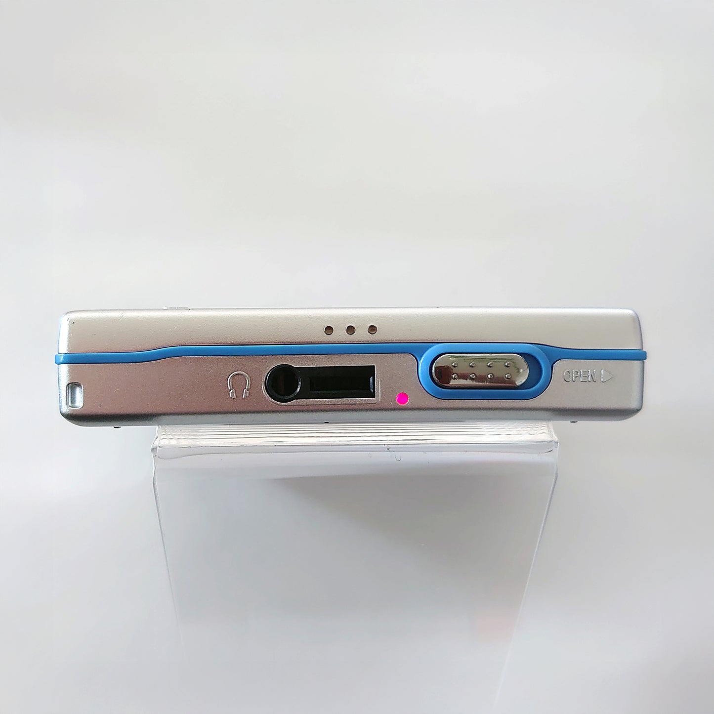 Sony MZ-E520 MiniDisc Player Bundle