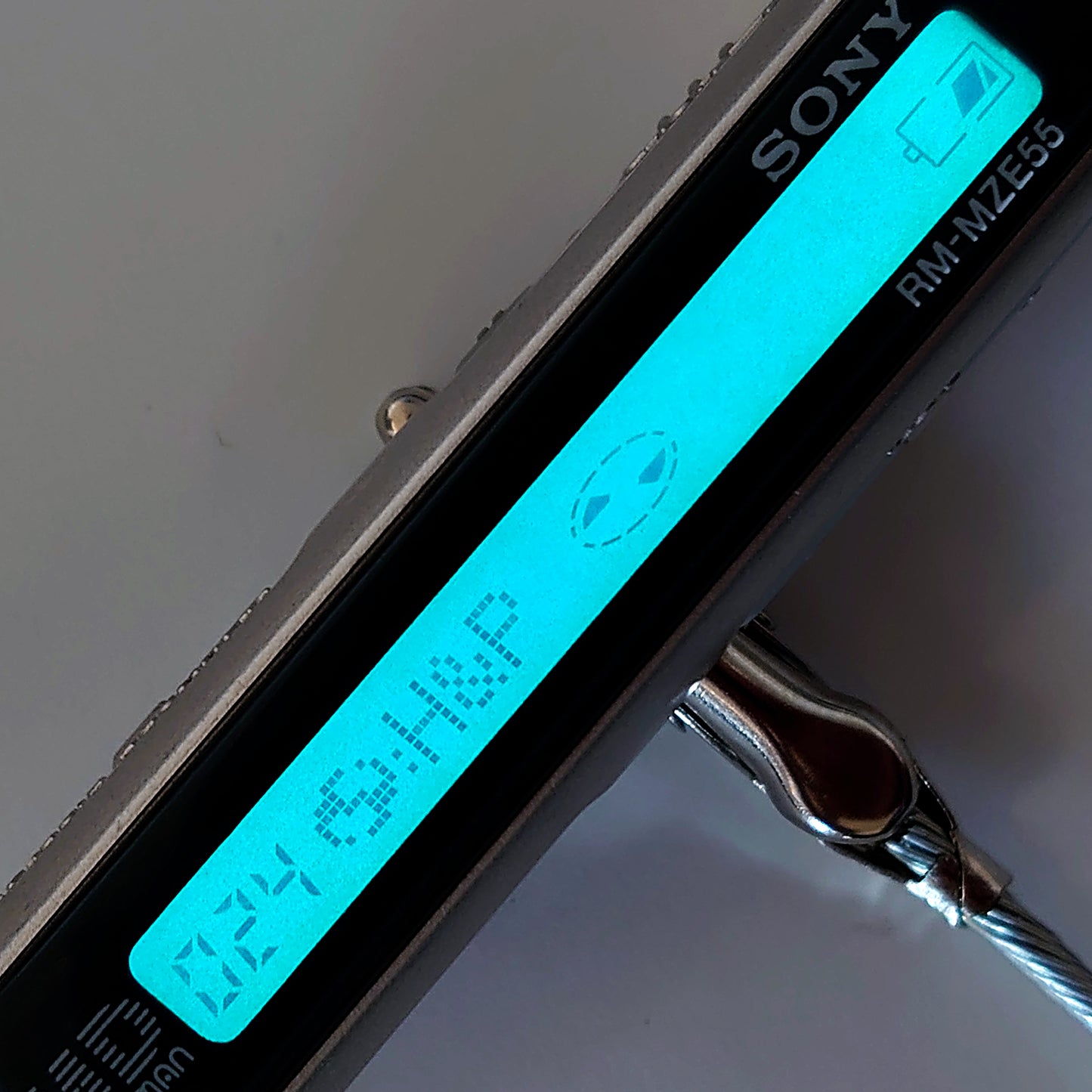 Sony MZ-E55 MiniDisc Player Bundle