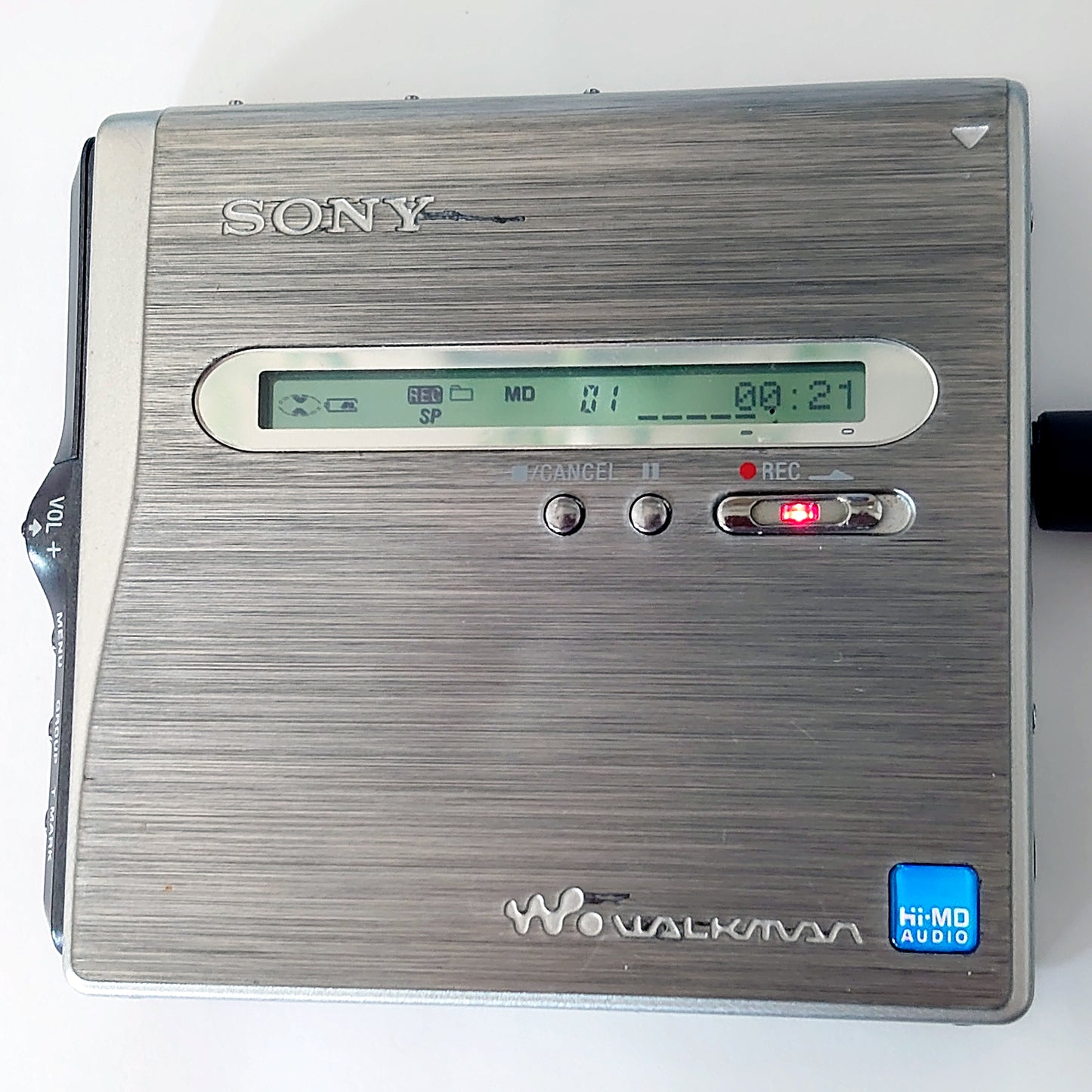 Sony MZ-NH1 MiniDisc Recorder Bundle