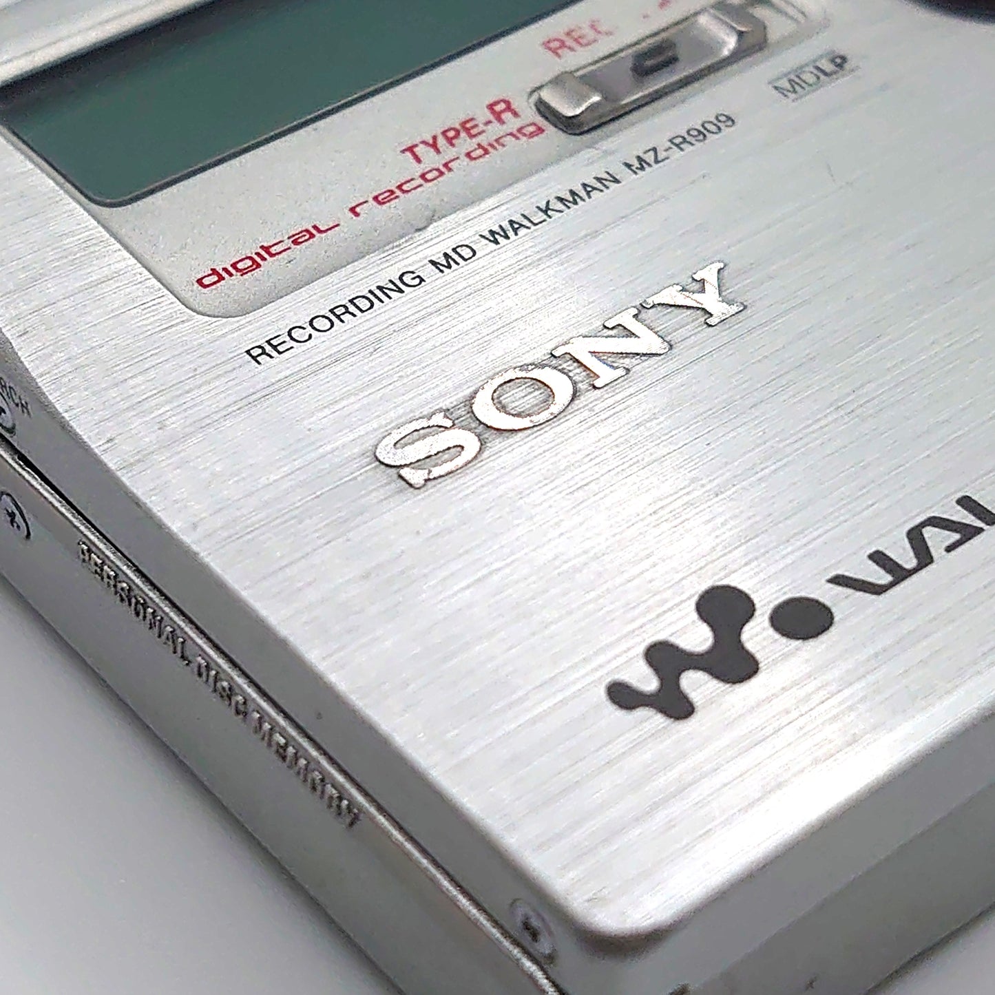 Sony MZ-R909 MiniDisc Recorder