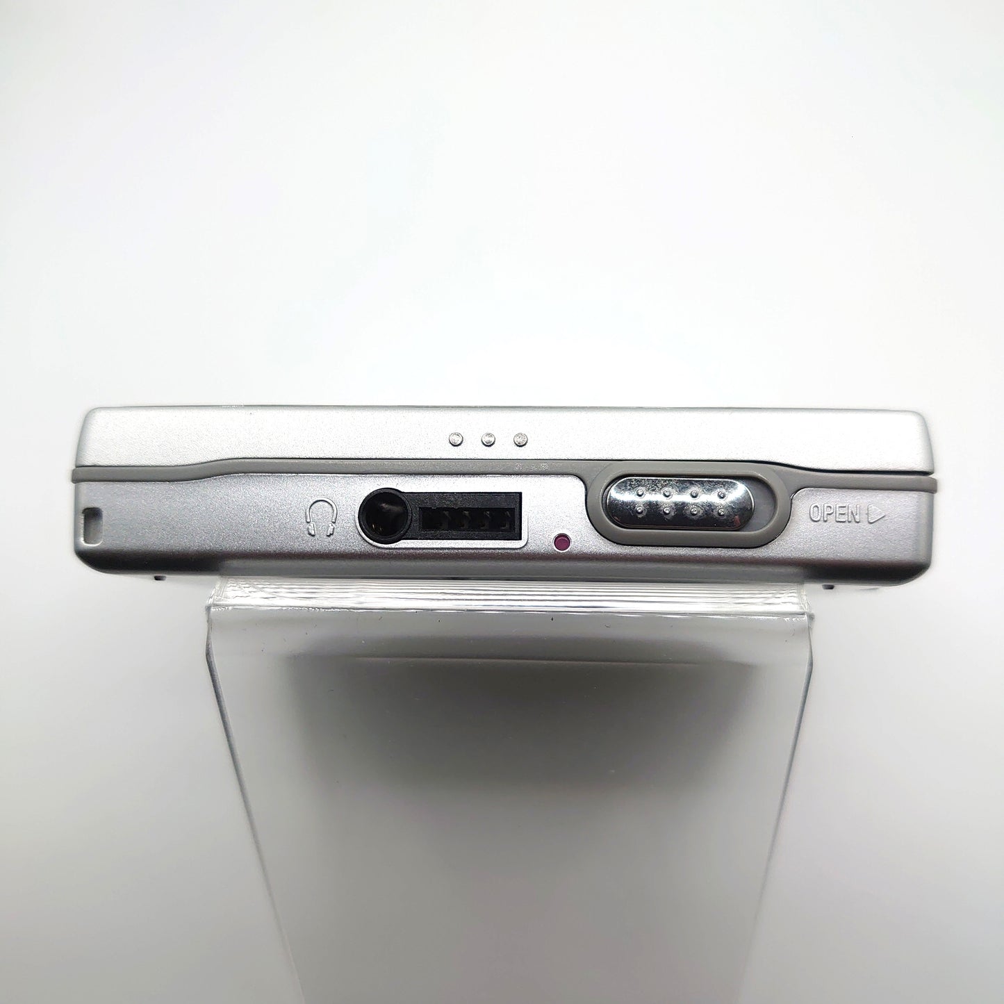 Sony MZ-E620 MiniDisc Player & Charging Stand