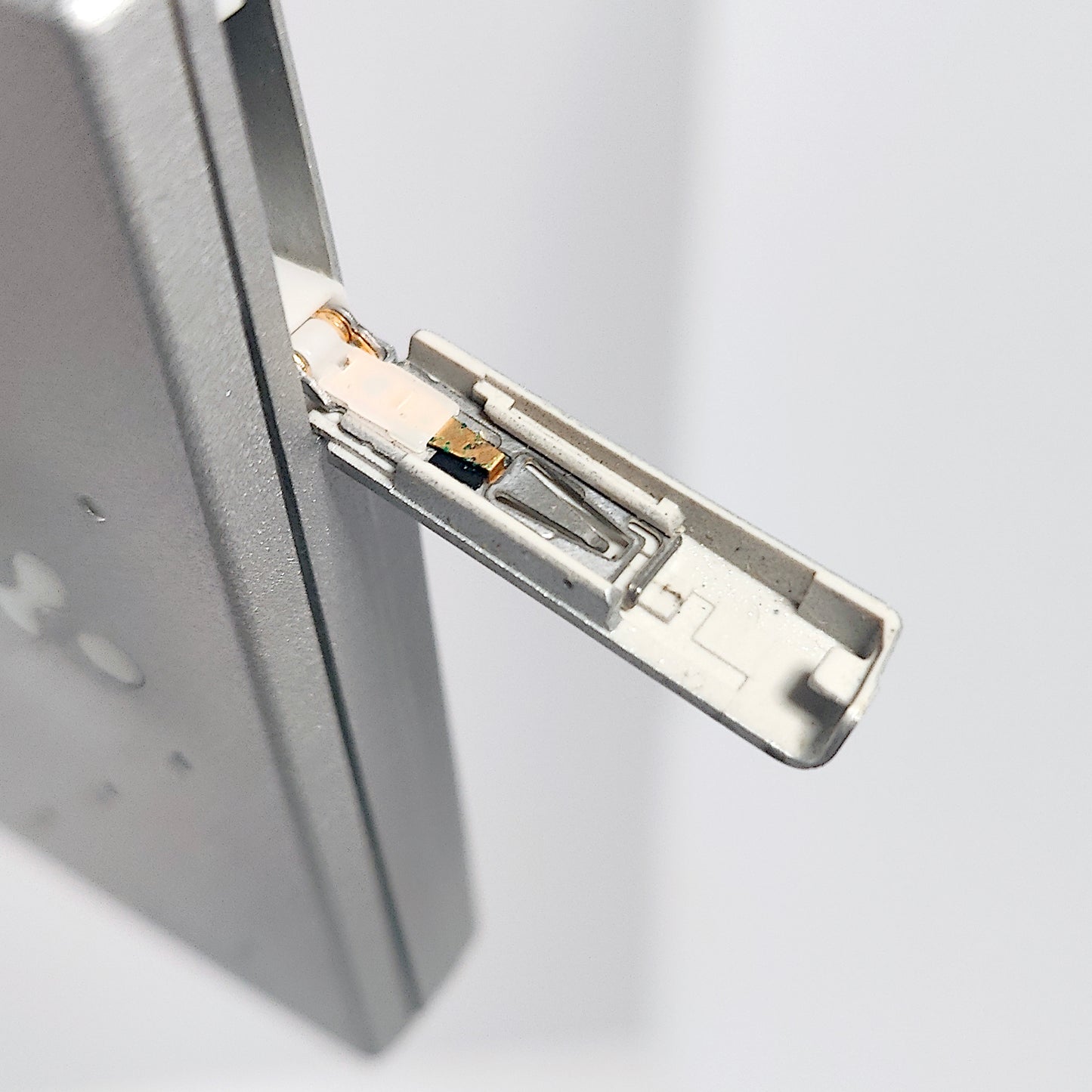 Sony MZ-E909 MiniDisc Player Bundle