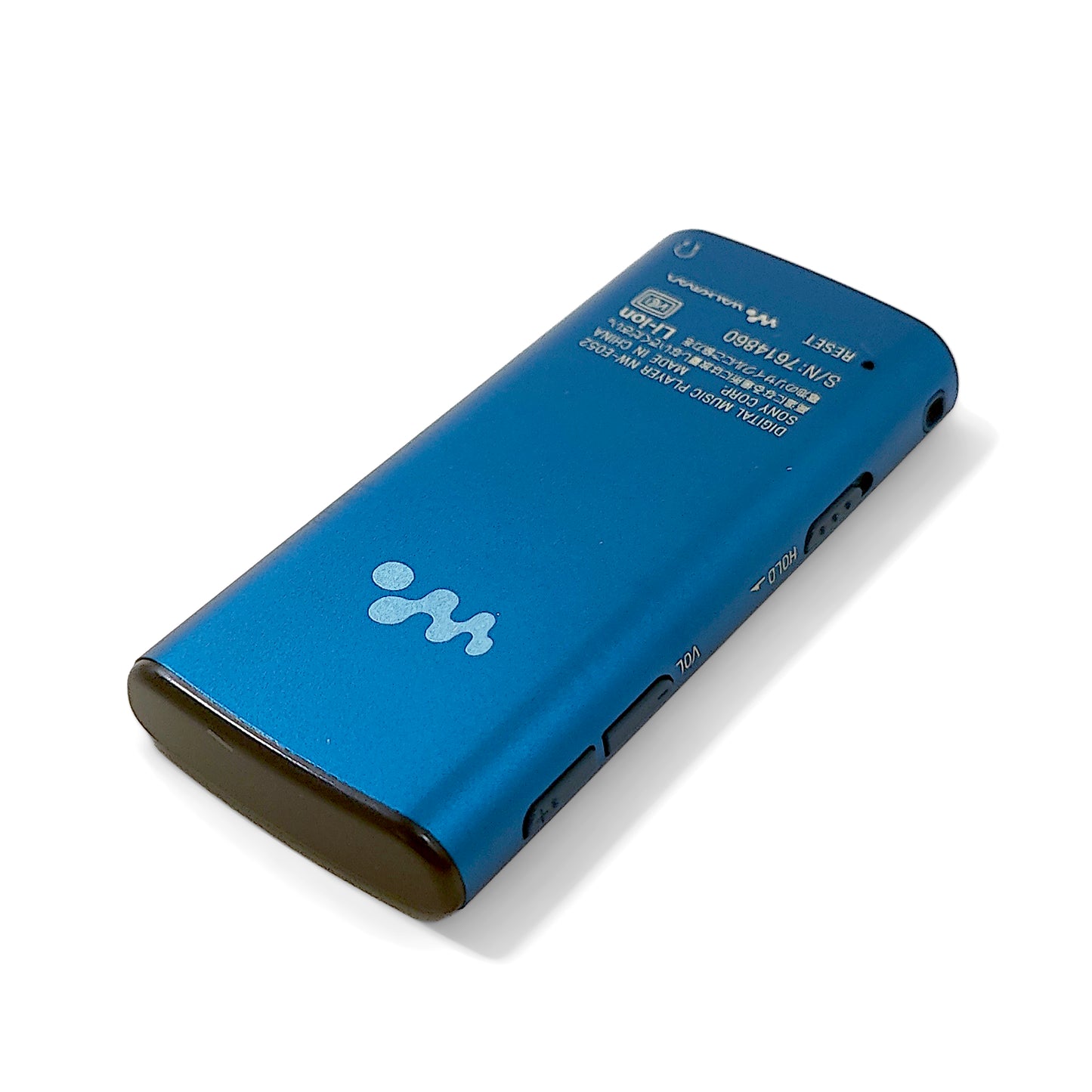 Sony NW-E052 Network Walkman 2GB Bundle