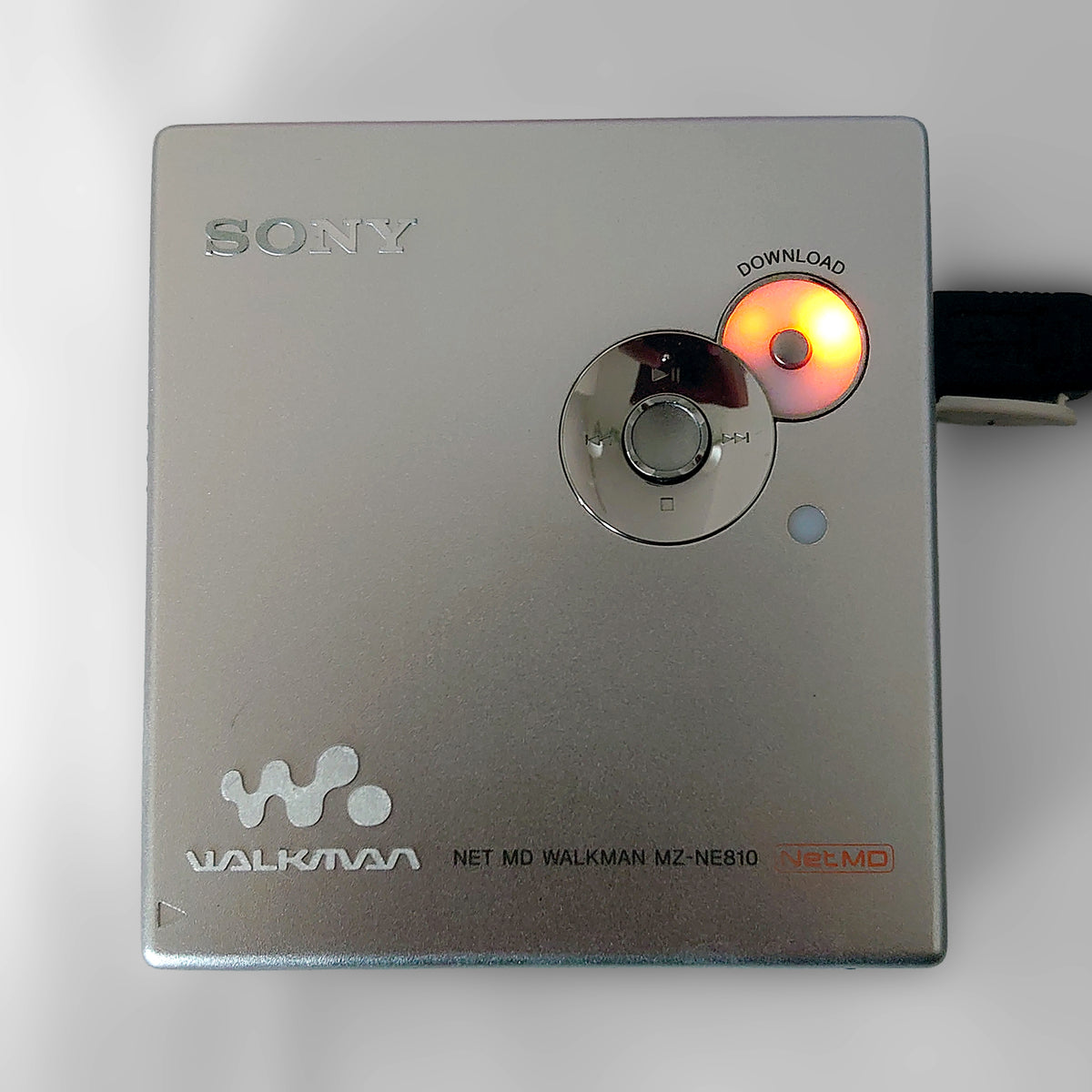 Sony MZ-NE810 MiniDisc Player Bundle