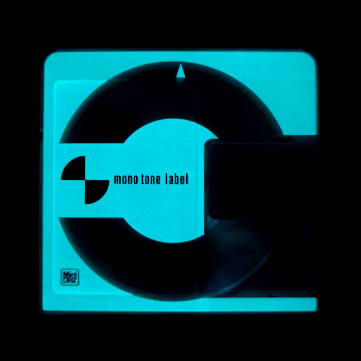 Maxell Mono Tone Label 80 Minute Glow in the Dark MiniDisc