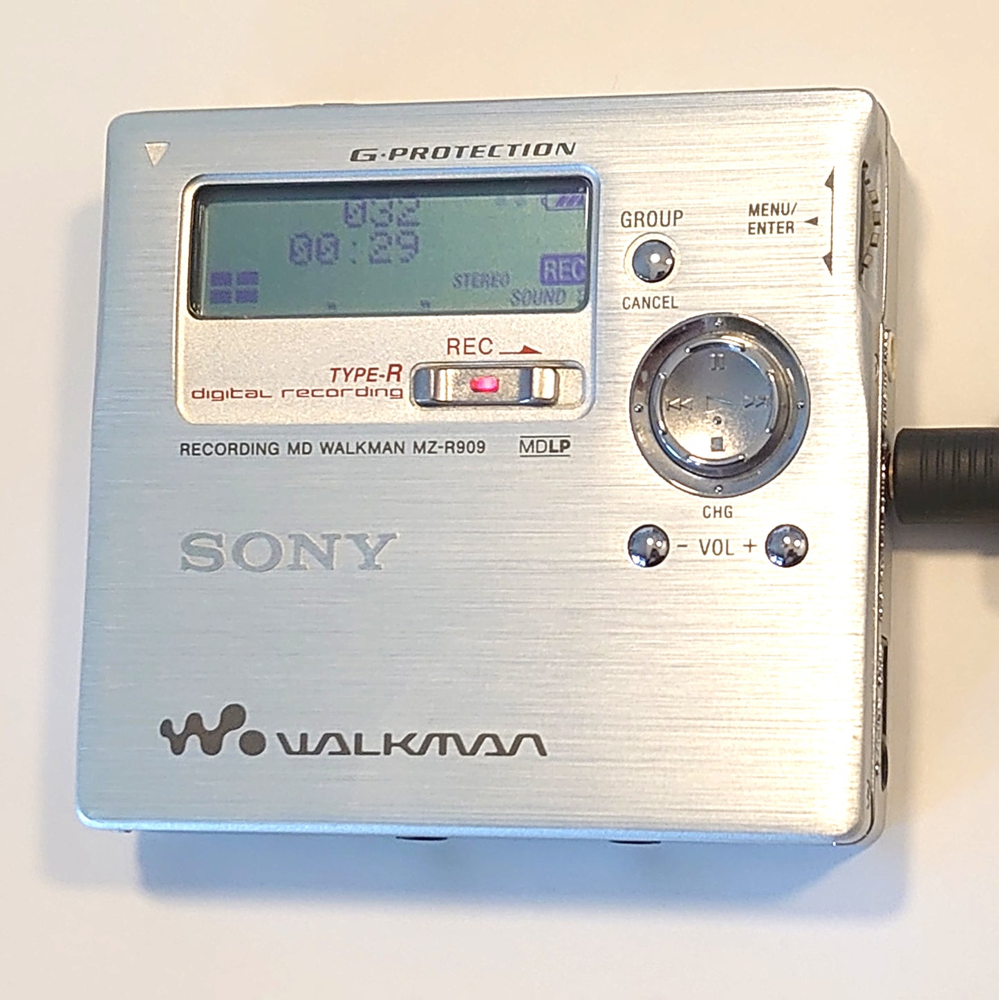 Sony MZ-R909 MiniDisc Recorder