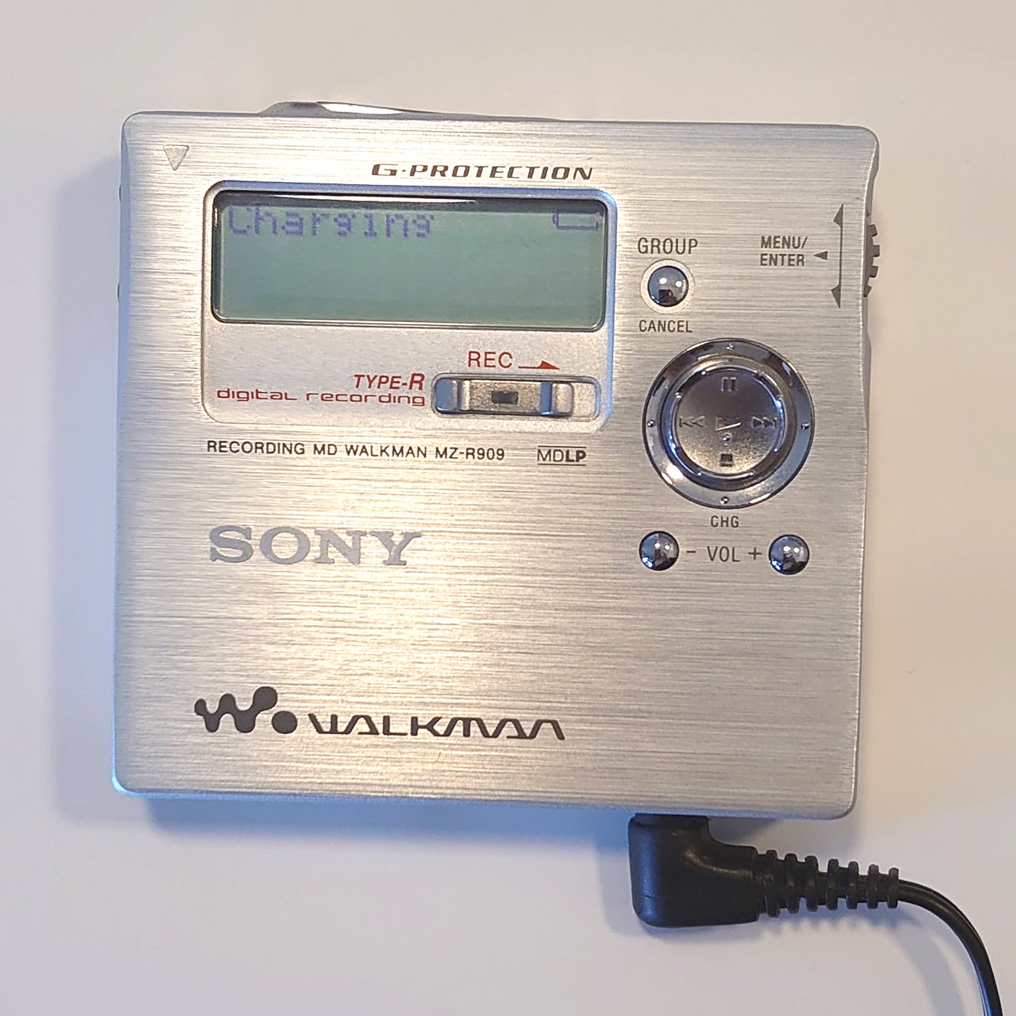 Sony MZ-R909 MiniDisc Recorder