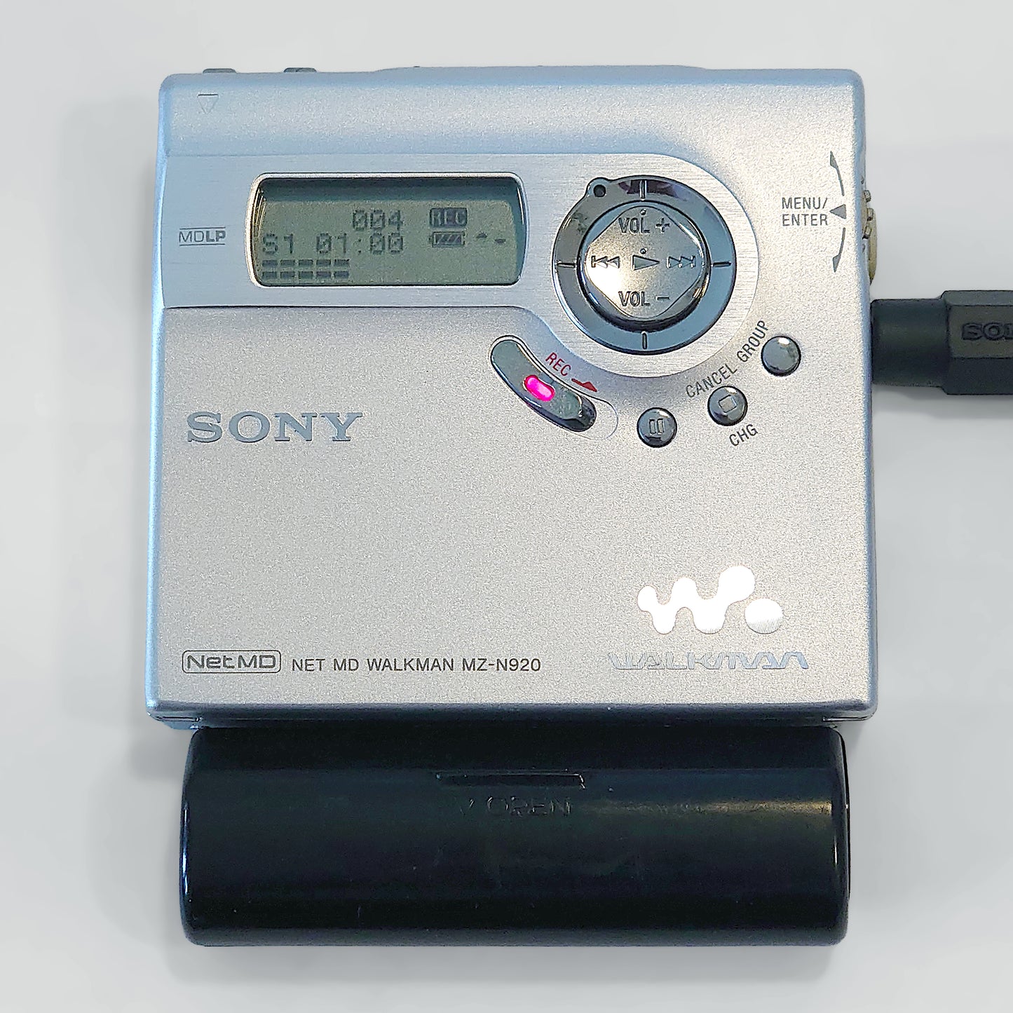 Sony MZ-N920 MiniDisc Recorder Bundle