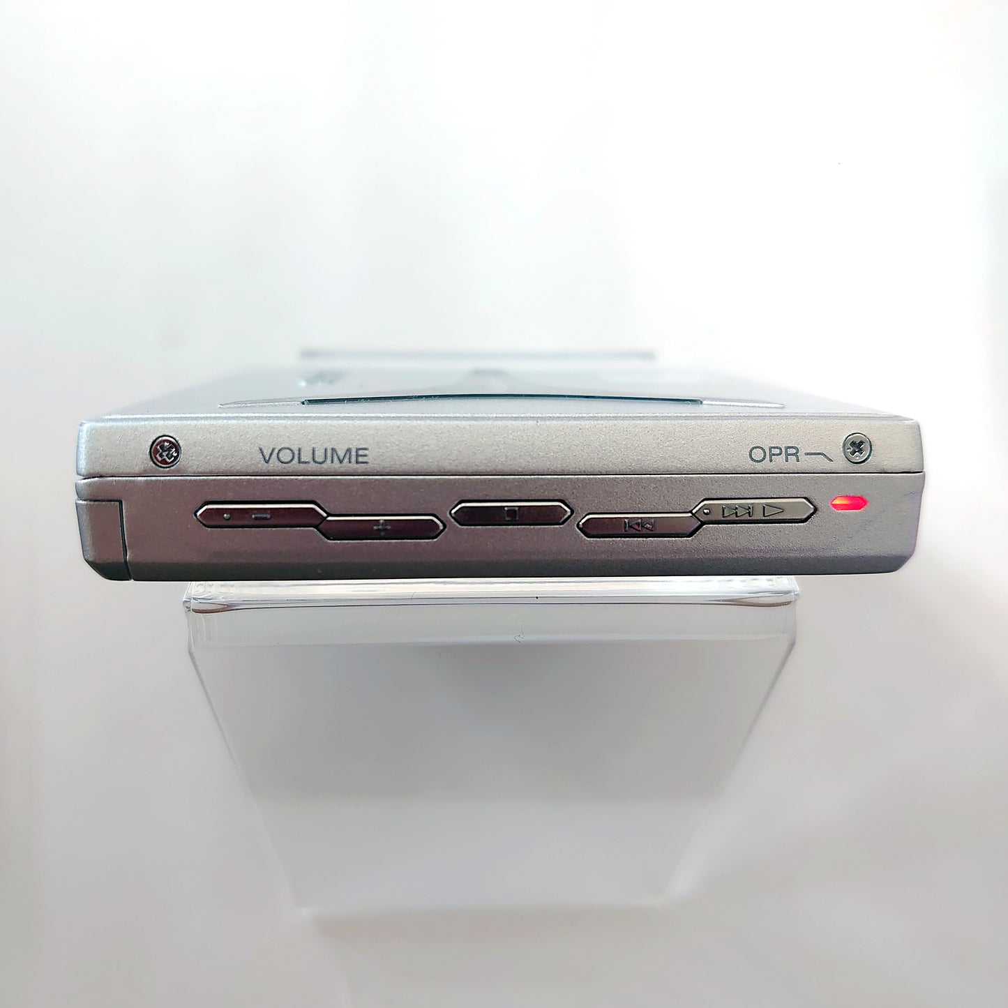 Sony MZ-E90 MiniDisc Player Silver
