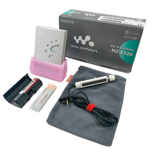 Sony MZ-E520 MiniDisc Player Bundle