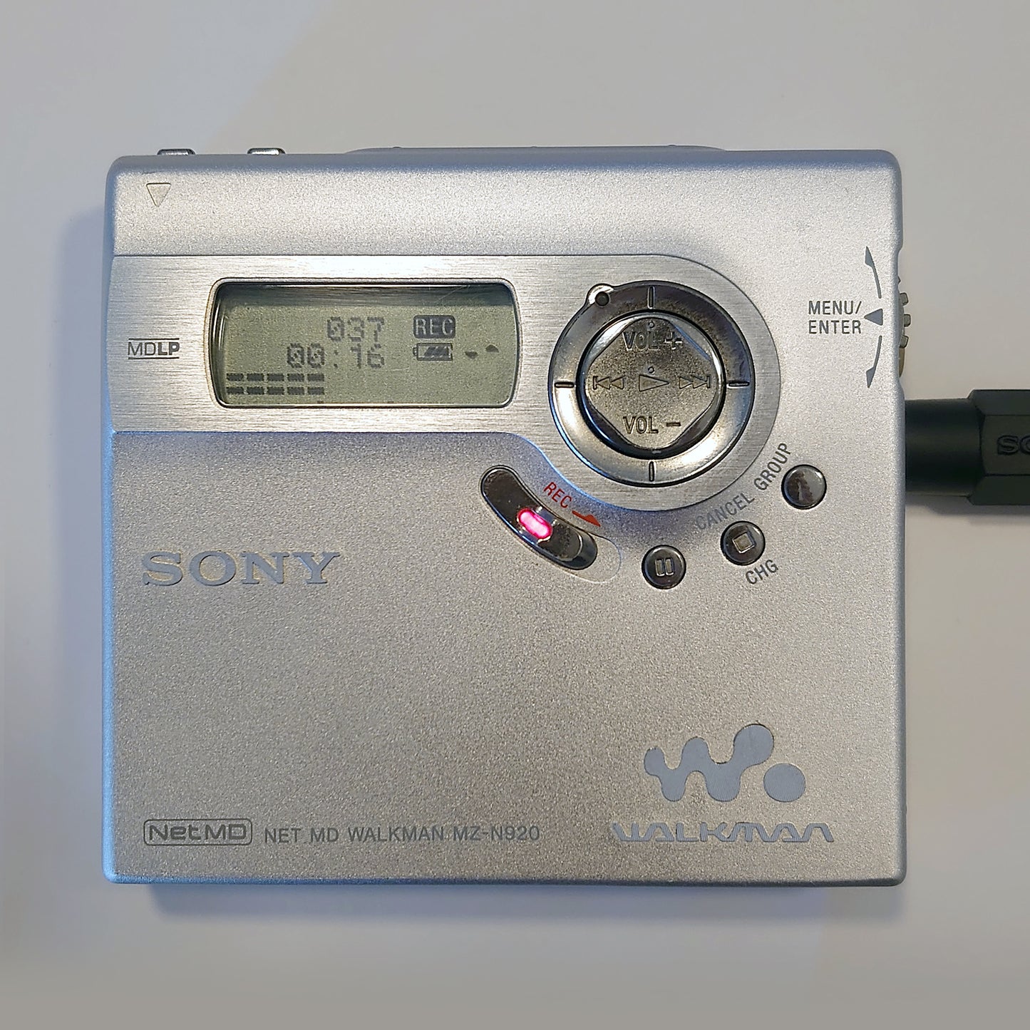 Sony MZ-N920/SM MiniDisc Recorder Boxed Bundle