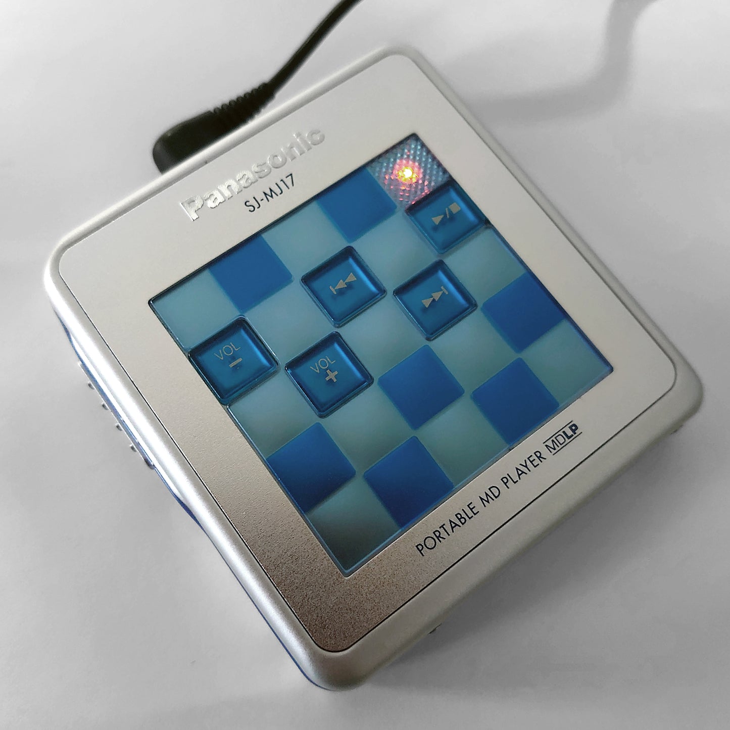 Panasonic SJ-MJ17 MiniDisc Player Bundle